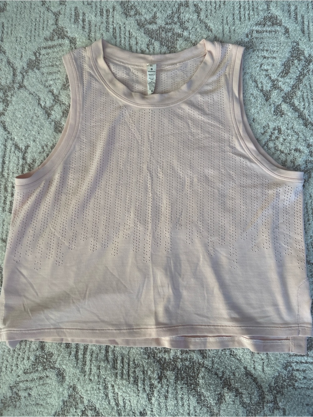 lululemon athletica Light Pink Perforated Cropped Tank